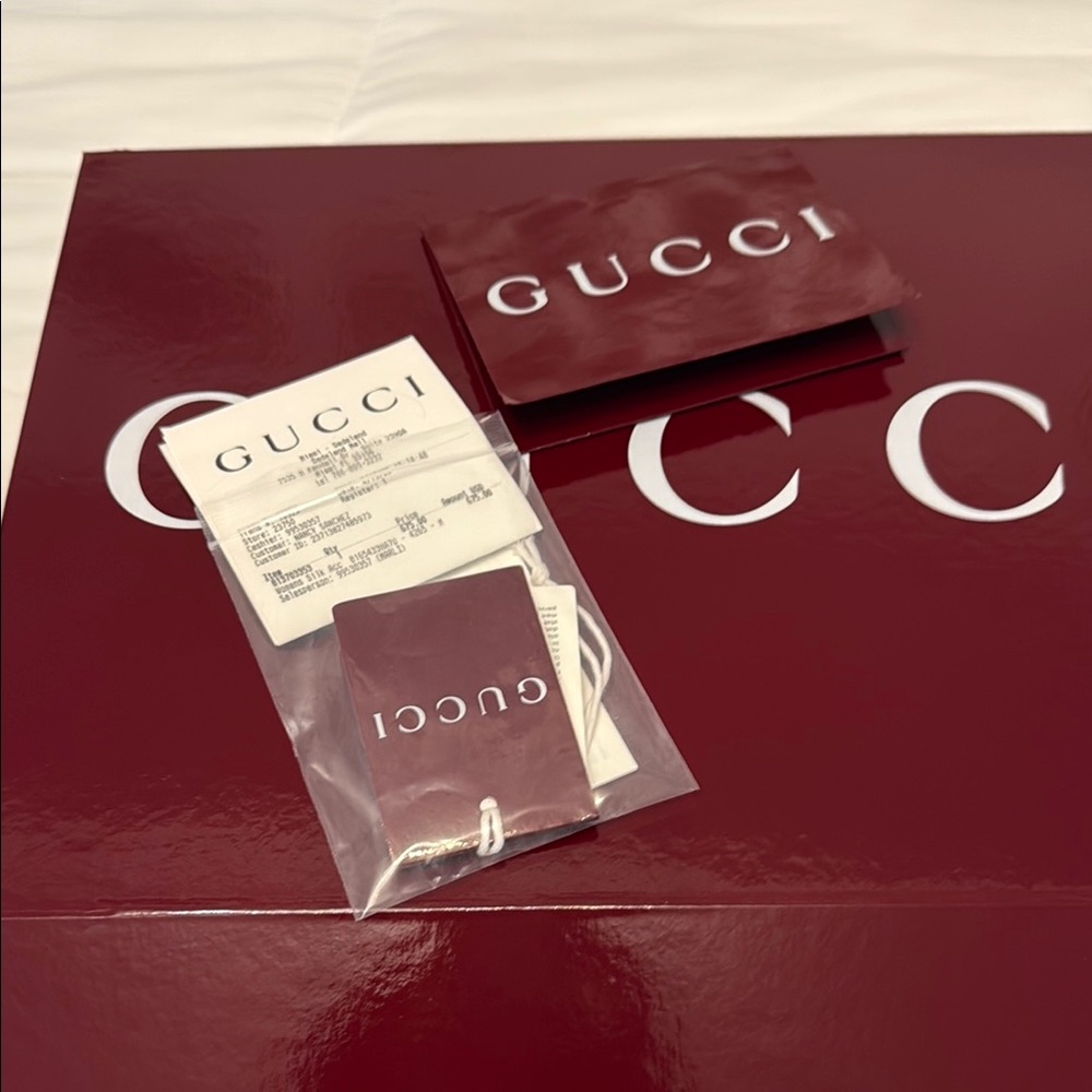 Gucci Denim and Tan Monogram Bucket Hat size M brand new tags 100%  authentic - Picture 17 of 17